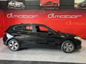 BMW 118d Business AUTOMATICO