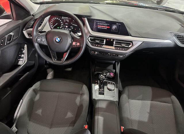 BMW 118d Business AUTOMATICO lleno