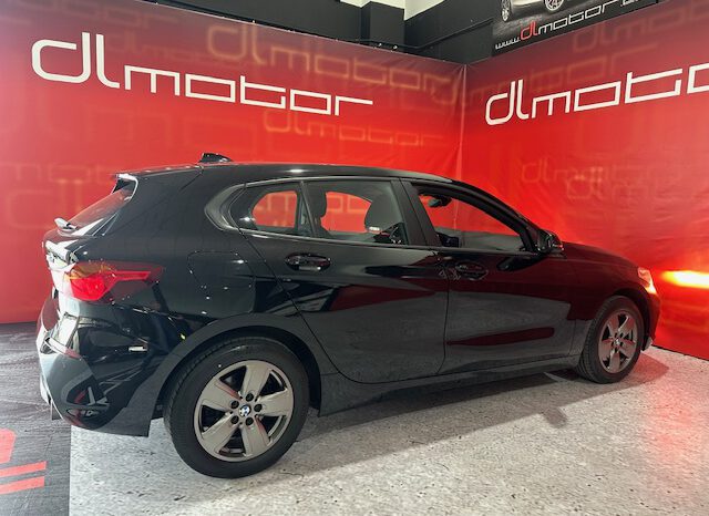 BMW 118d Business AUTOMATICO lleno