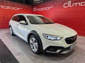 OPEL INSIGNIA ST 4X4 TURBO AUTOMATICO