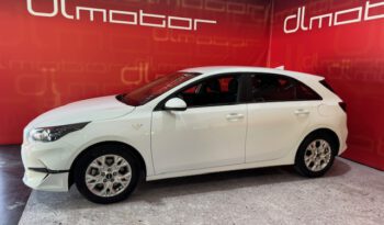 KIA CEED lleno