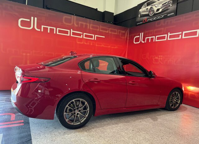 ALFA ROMEO GIULIA AUTOMATICO lleno