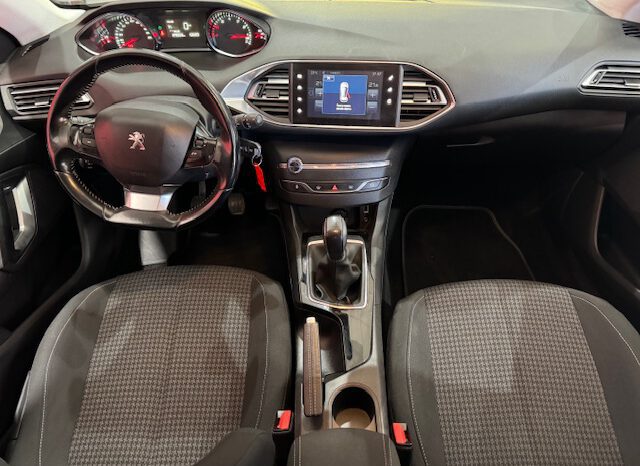 PEUGEOT 308 lleno