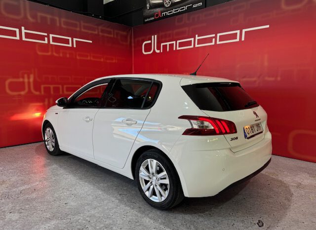 PEUGEOT 308 lleno