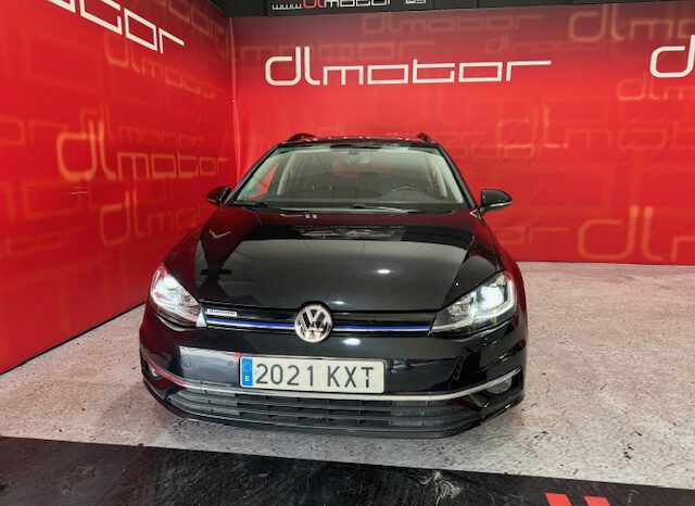 VOLKSWAGEN GOLF VARIANT lleno