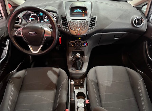 FORD FIESTA 1.2I 82CV lleno