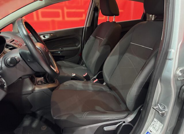 FORD FIESTA 1.2I 82CV lleno