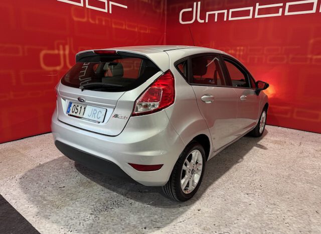 FORD FIESTA 1.2I 82CV lleno