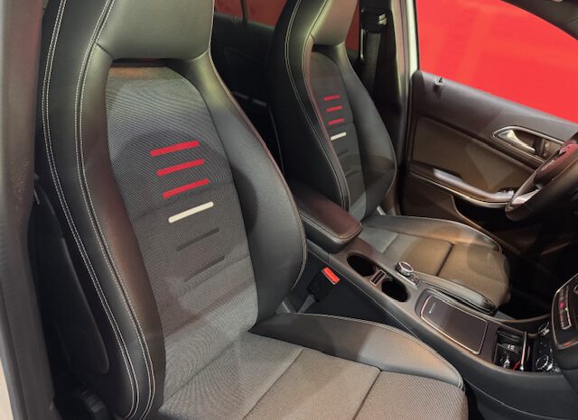 MERCEDES CLASE A 180 AUTOMATICO lleno