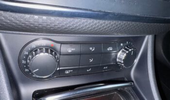 MERCEDES CLASE A 180 AUTOMATICO lleno