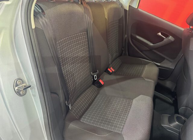 VOLKSWAGEN POLO 1.2 90CV AUTOMATICO lleno