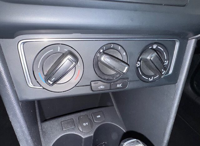 VOLKSWAGEN POLO 1.2 90CV AUTOMATICO lleno