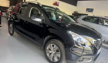PEUGEOT 2008 1.2I 110CV STYLE lleno