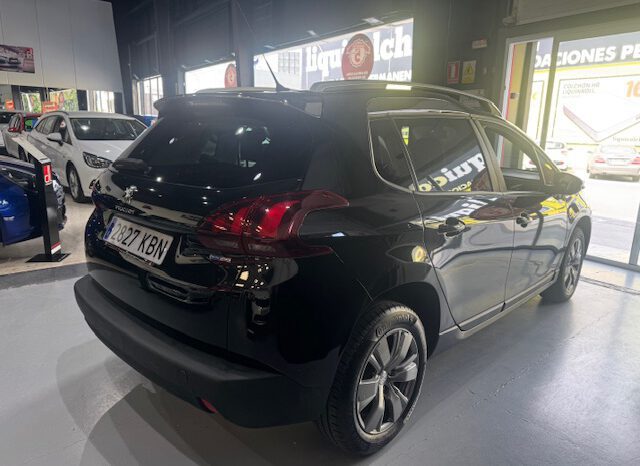 PEUGEOT 2008 1.2I 110CV STYLE lleno