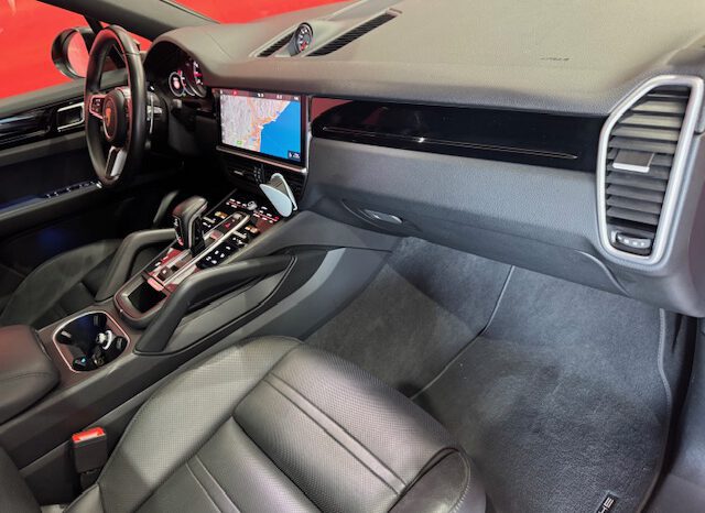 PORSCHE CAYENNE COUPE lleno