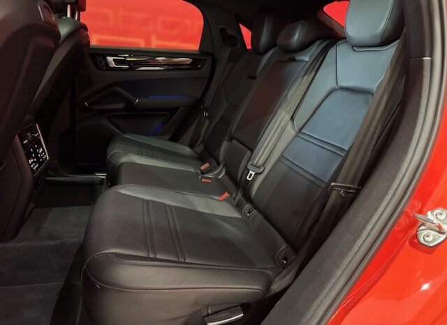 PORSCHE CAYENNE COUPE lleno