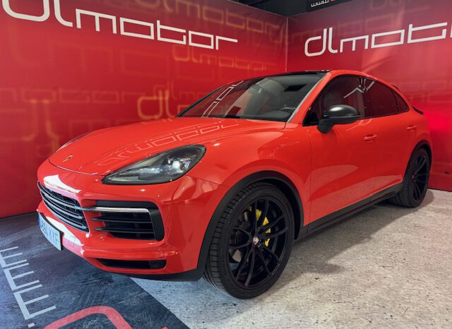 PORSCHE CAYENNE COUPE lleno