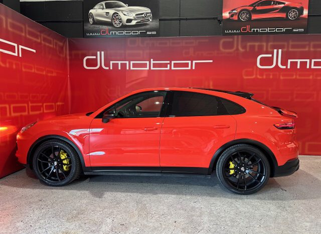 PORSCHE CAYENNE COUPE lleno