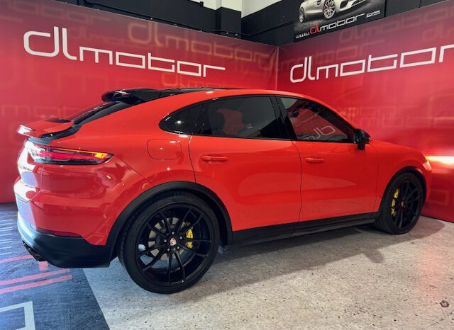 PORSCHE CAYENNE COUPE lleno