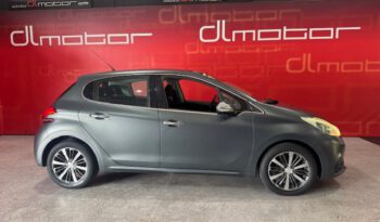 PEUGEOT 208 lleno