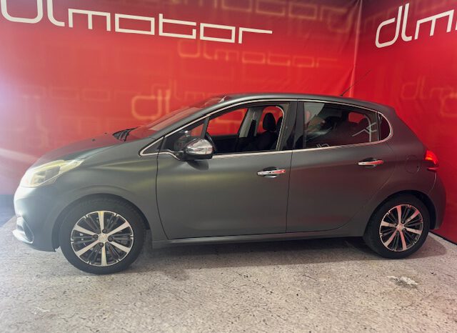 PEUGEOT 208 lleno