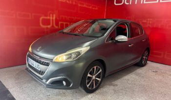 PEUGEOT 208 lleno
