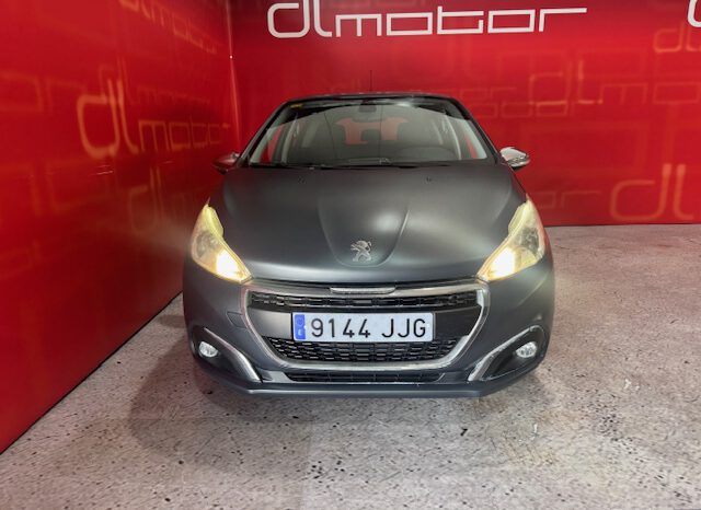 PEUGEOT 208 lleno
