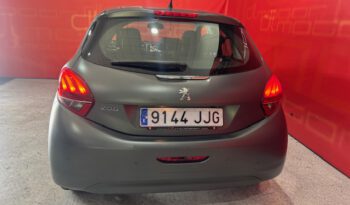 PEUGEOT 208 lleno