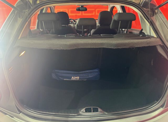 PEUGEOT 208 lleno