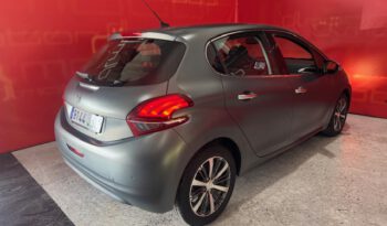 PEUGEOT 208 lleno