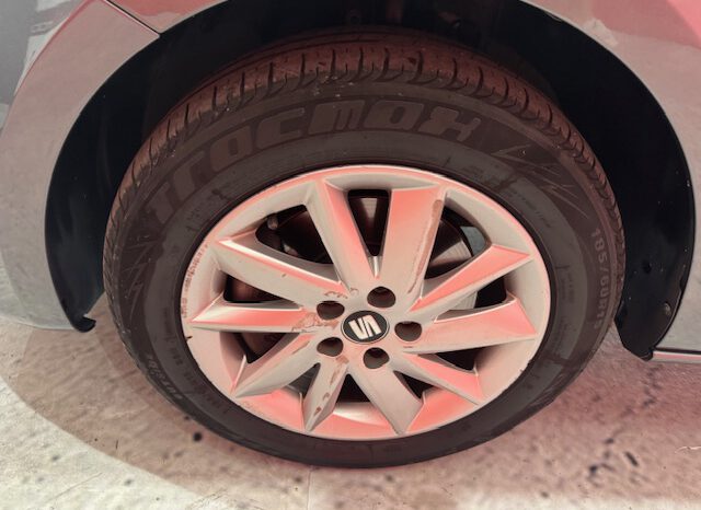 SEAT IBIZA 1.6TDI 105CV lleno