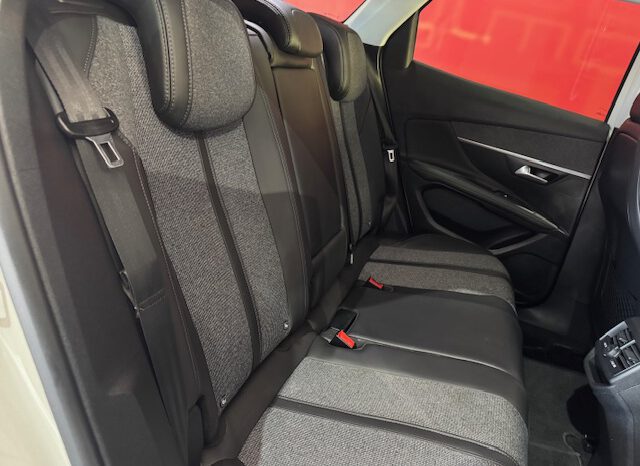 PEUGEOT 3008 AUTOMATICO lleno