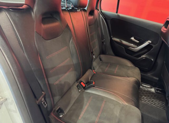 MERCEDES CLASE A 180 AUTOMATICO lleno