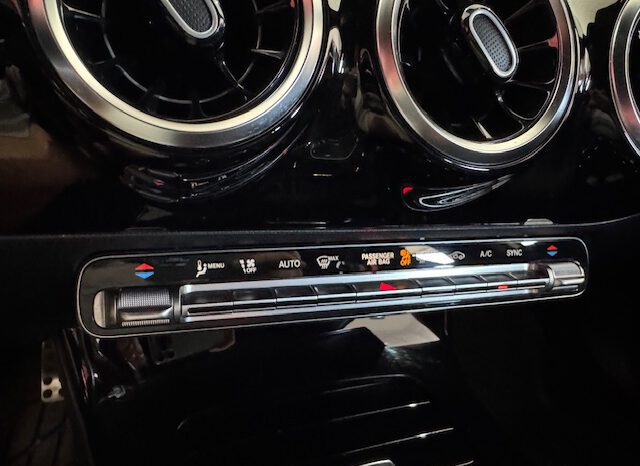 MERCEDES CLASE A 180 AUTOMATICO lleno