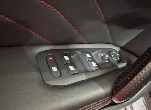PEUGEOT 308 SW lleno