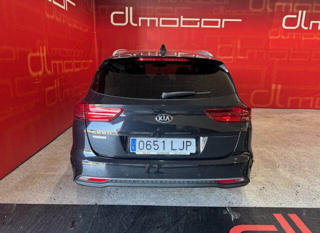 KIA CEED SW lleno