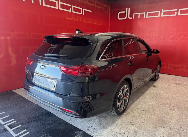KIA CEED SW lleno
