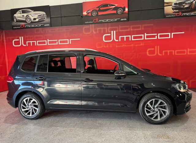VOLKSWAGEN TOURAN lleno