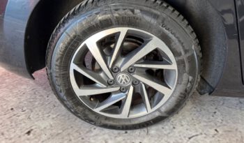VOLKSWAGEN TOURAN lleno