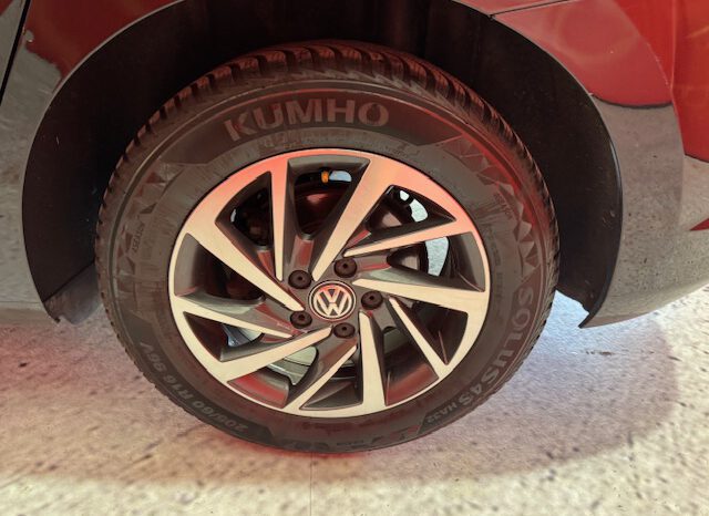 VOLKSWAGEN TOURAN lleno