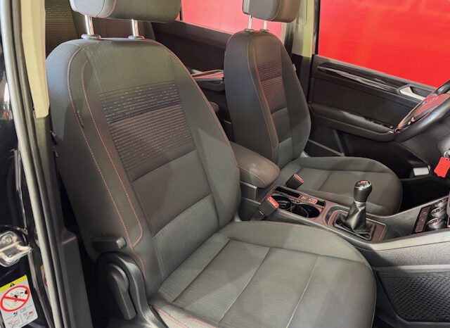 VOLKSWAGEN TOURAN lleno