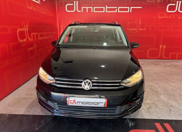 VOLKSWAGEN TOURAN lleno