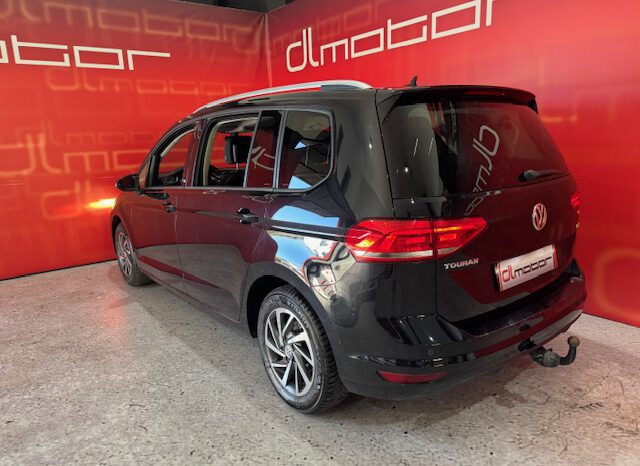 VOLKSWAGEN TOURAN lleno