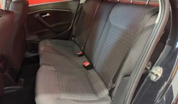 VOLKSWAGEN POLO lleno