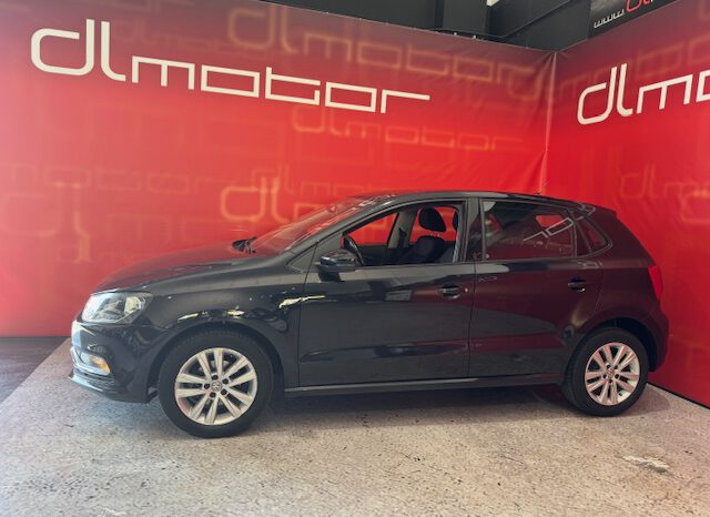 VOLKSWAGEN POLO lleno