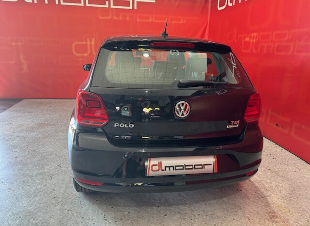 VOLKSWAGEN POLO lleno