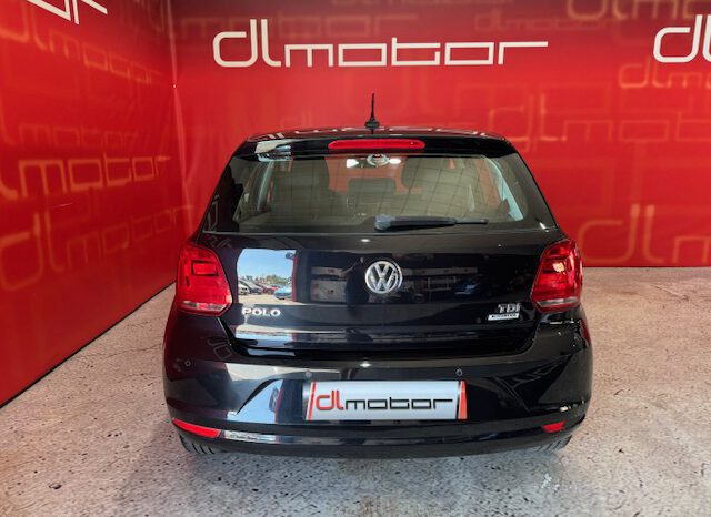 VOLKSWAGEN POLO lleno