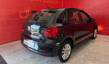 VOLKSWAGEN POLO lleno