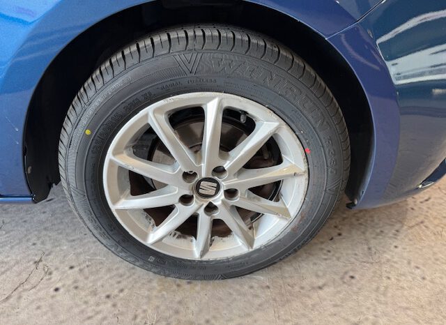 SEAT IBIZA lleno