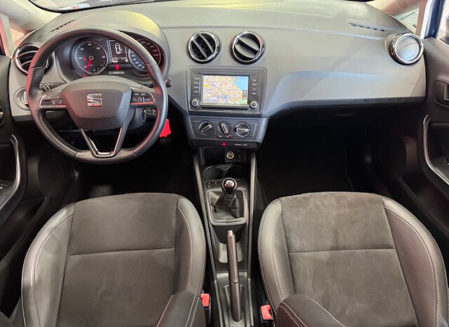 SEAT IBIZA lleno